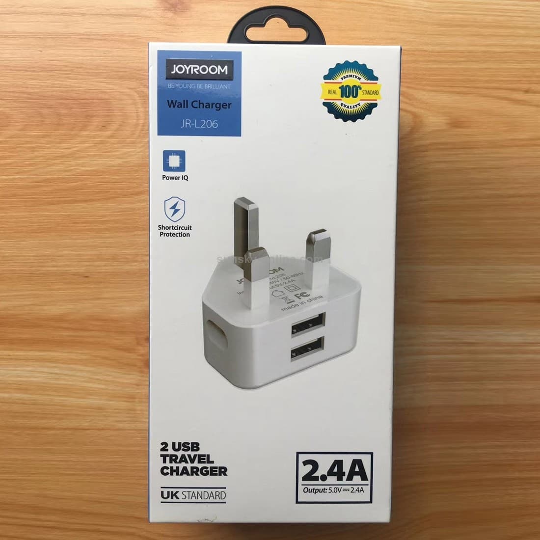 JOYROOM JR L206 2.4A Dual USB Ports Wall Charger Adapter view 4