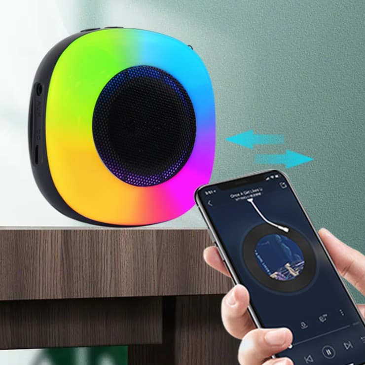 KISONLI S17 Bluetooth 5.0 Colorful Light RGB Portable Speaker view 2