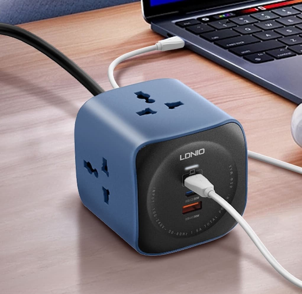 LDNIO SC3319 6-in-1 Power Socket Adapter Desktop Charger view 4