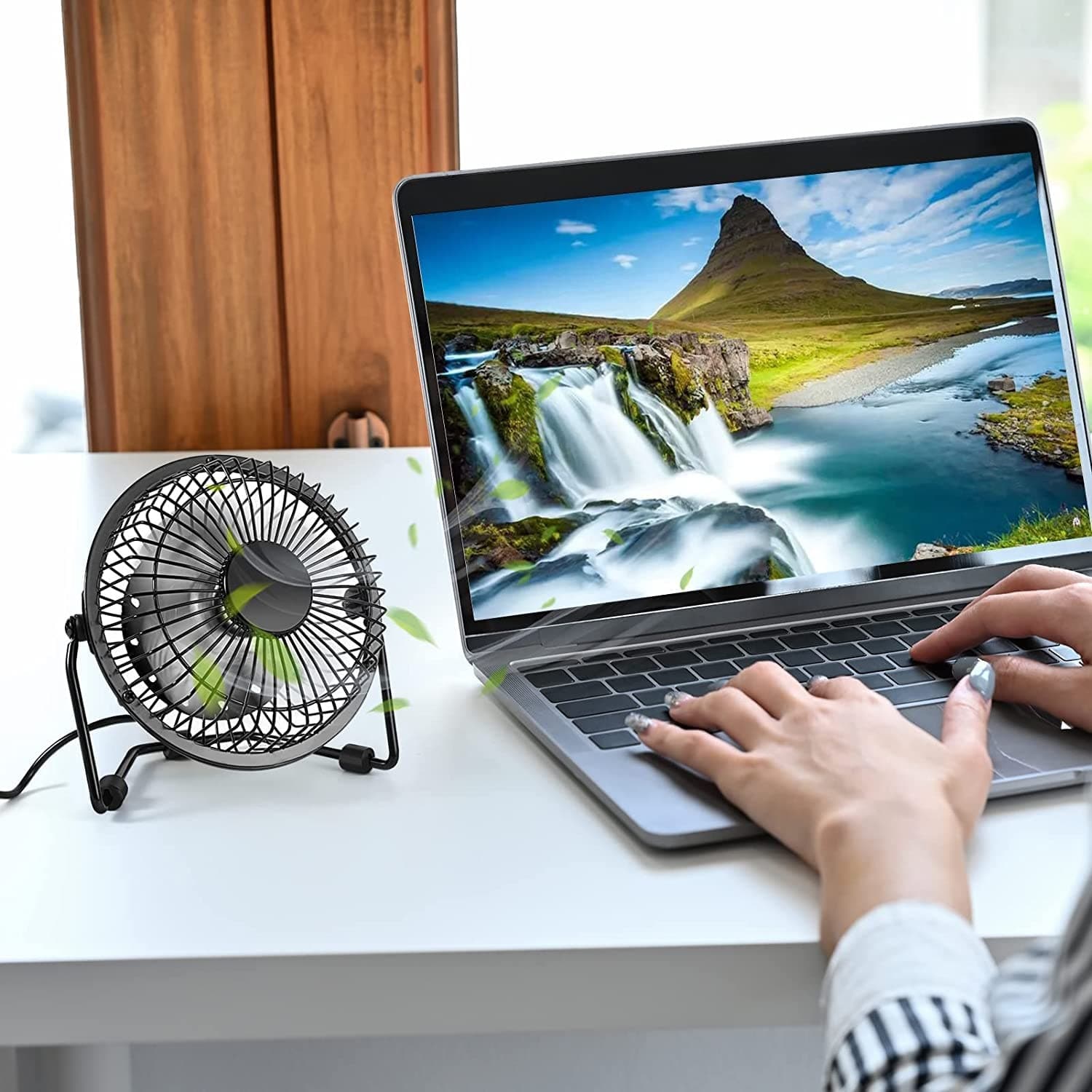 Portable Desktop High-Velocity Fan With Quiet Operation USB Powered view 6