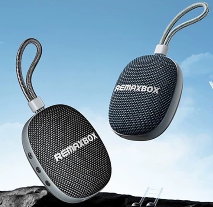 Remax RB-M16 Portable Fabric Wireless Bluetooth Speaker view 4