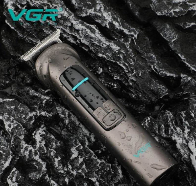 VGR V096 Professional Grooming Kit for Men 14-in-1 Metal Design IPX7 Waterproof view 3