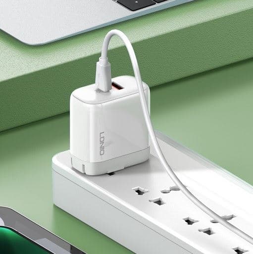 LDNIO A2526C 45W Dual USB QC4.0 Super Fast Charger With USB C Cable — image 1