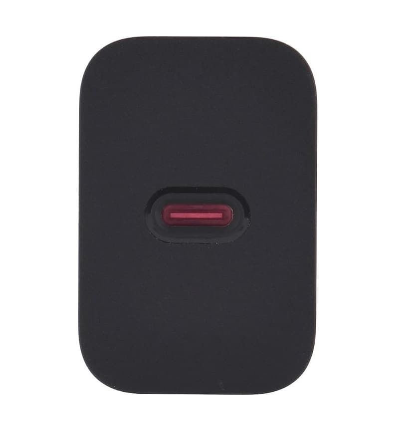 Motorola TurboPower 68 Watt GaN USB-C Wall Charger + USB-C Cable — image 2